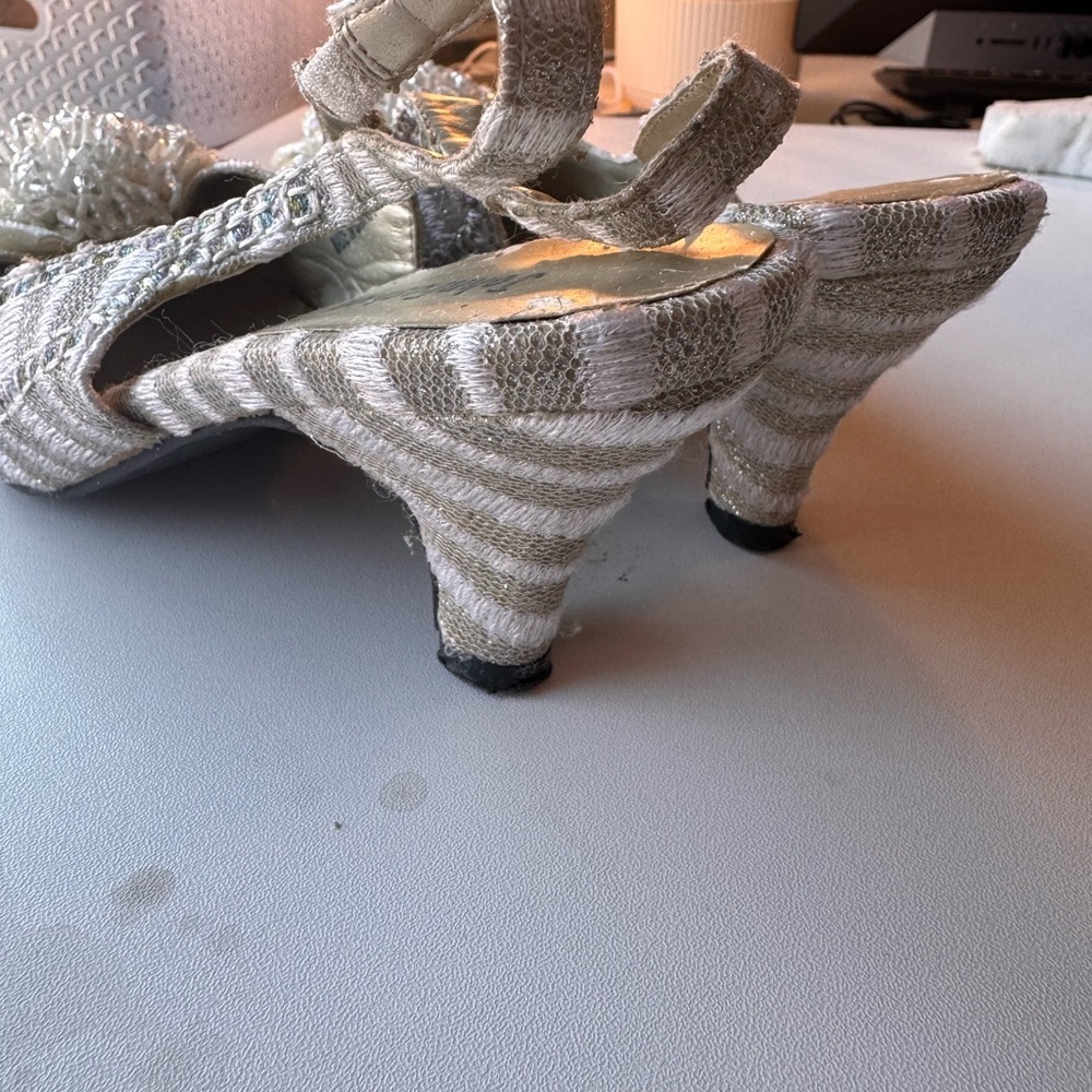 Vintage John Fashion Beaded Slingback Heels - Picture 4 of 8